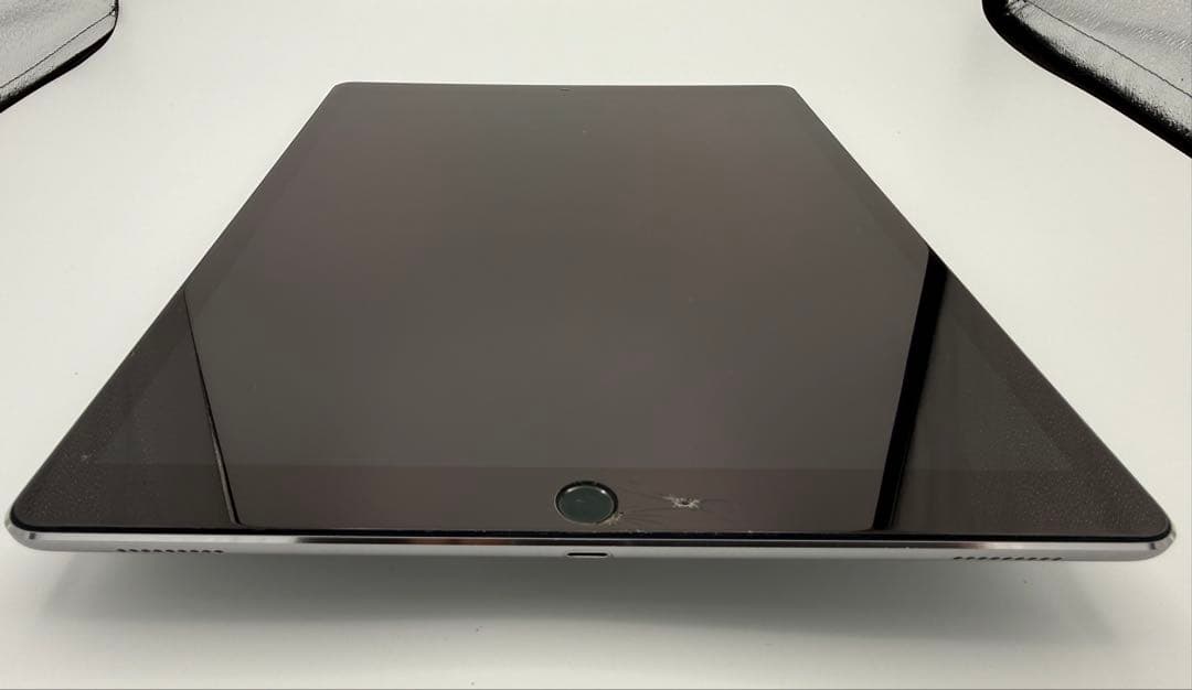 iPad Pro 12.9インチML3T2LL/A スペースグレイ