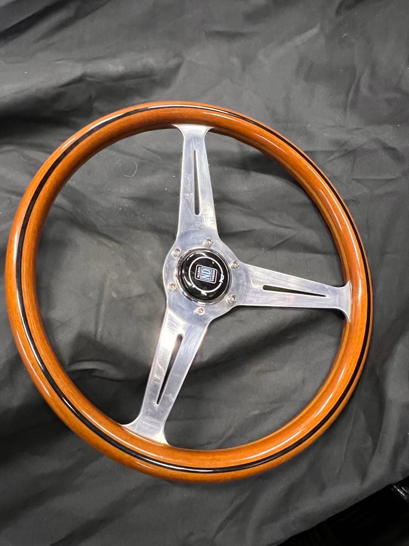 は*る様 NARDI ステアリングホイール 3スポーク ウッド365mm径
