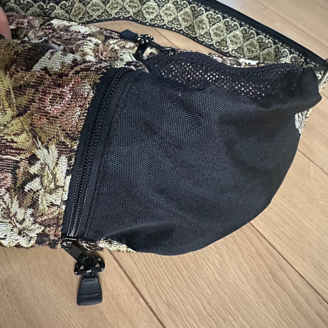 アールディーズ　ショルダーバッグ　バナナショルダー　花柄