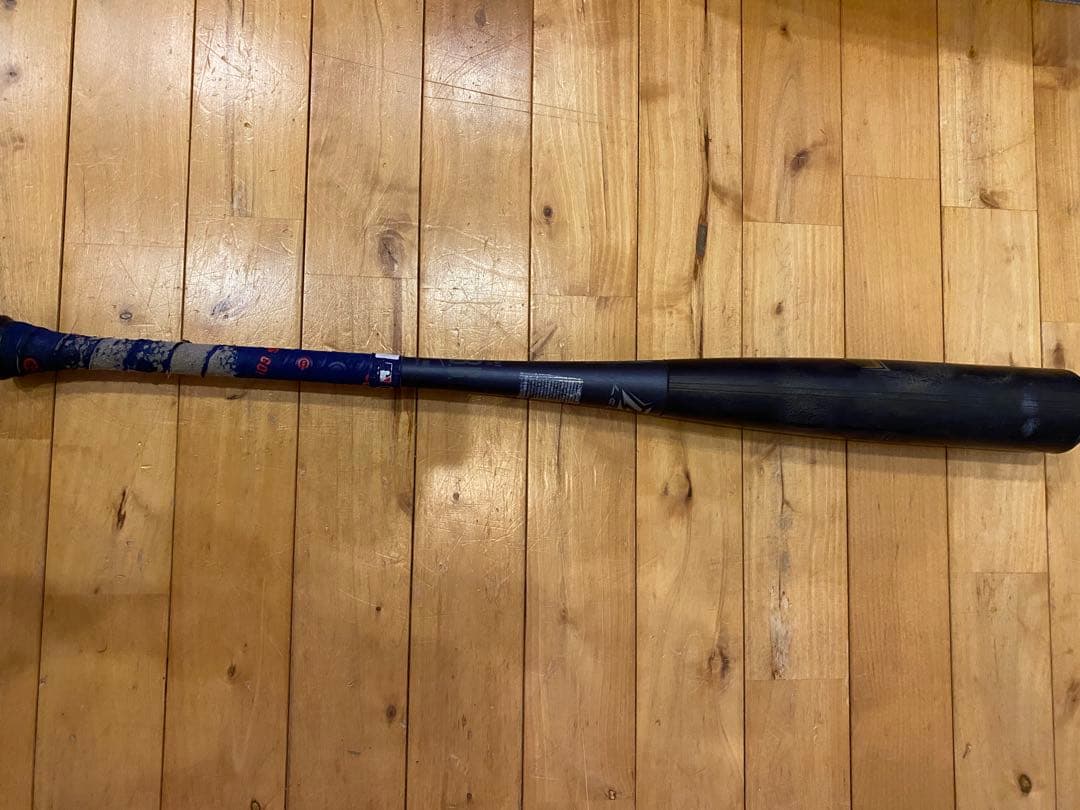 ミズノビヨンドマックスレガシーバット　84cm740gミドル