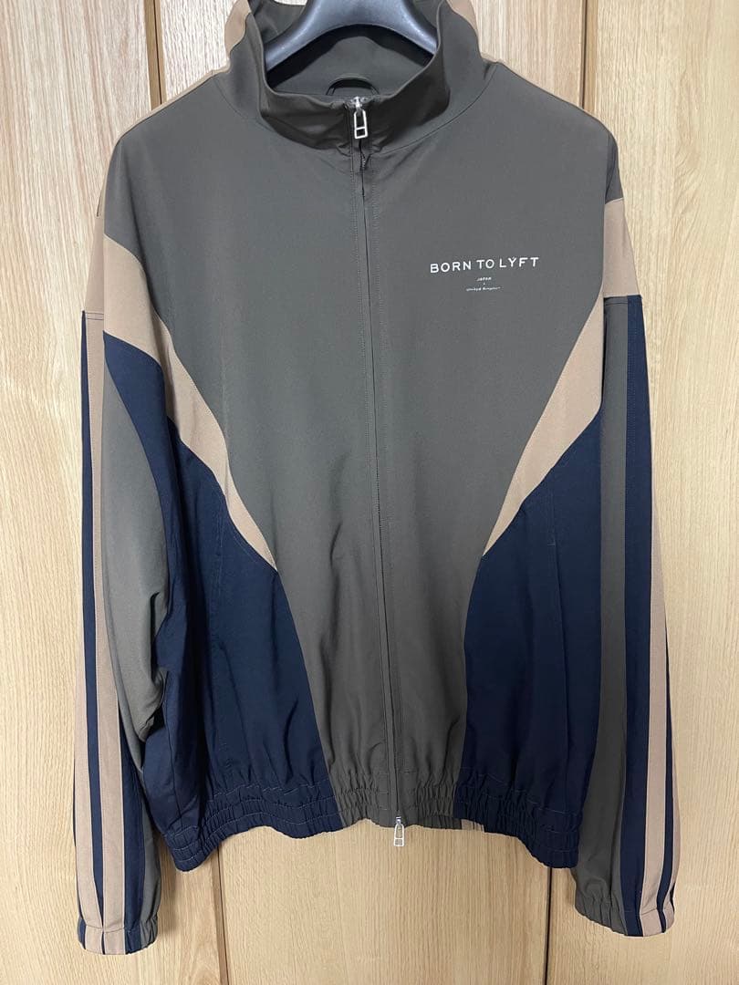 LYFT 2LINE OVERSIZE TRACK 上下XLセット　田口