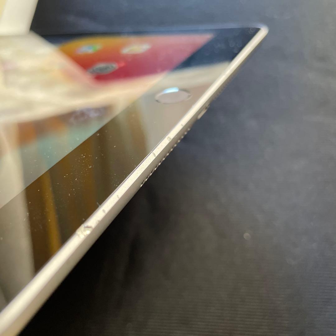 iPad 第6世代　セルラー