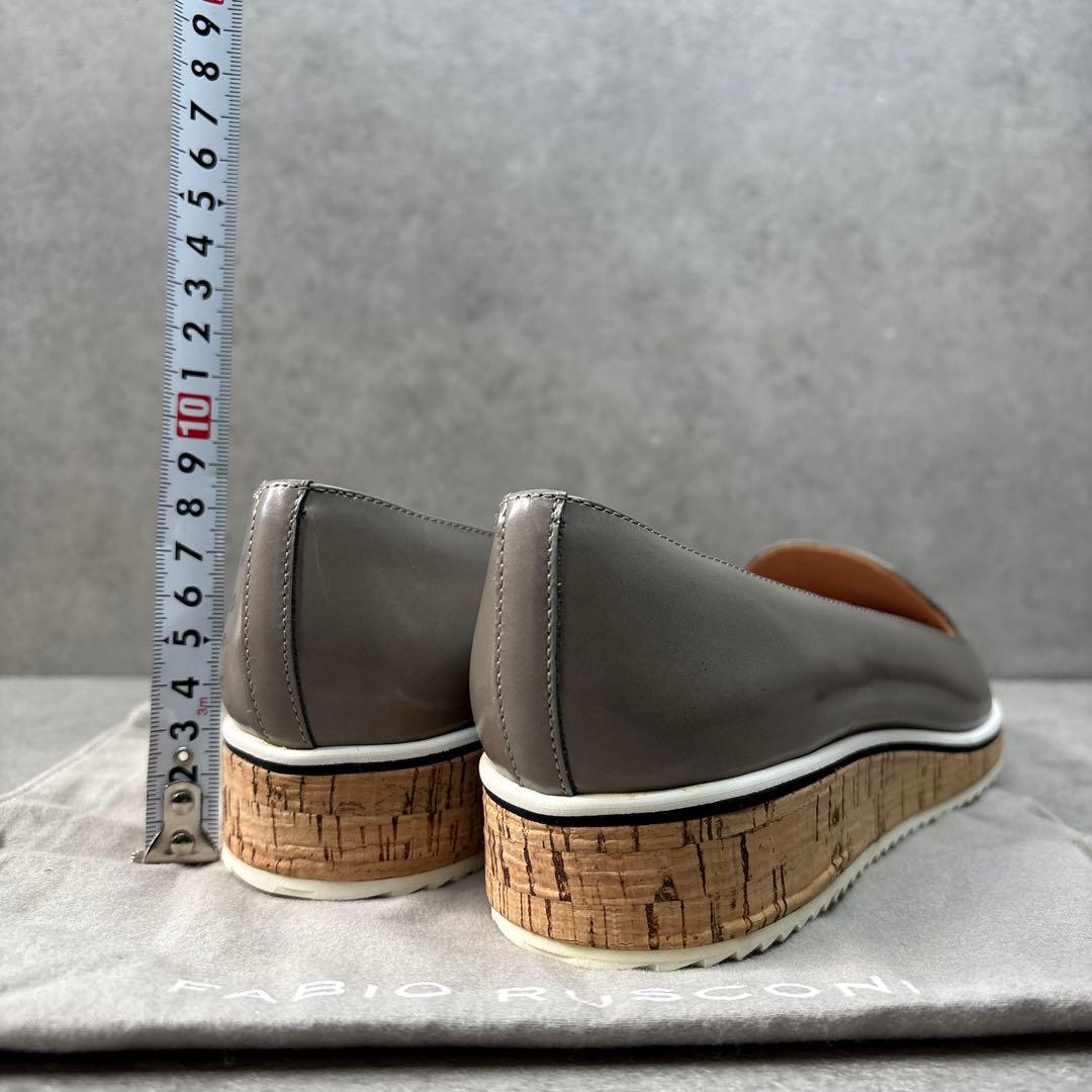 展示品新品！ファビオルスコーニ　グレージュ　ポインテッド　レザーフラットシューズ