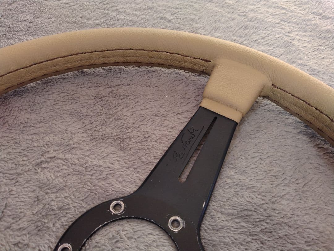 750 Z 　ナルディ　クラシック　革張り替え依頼品