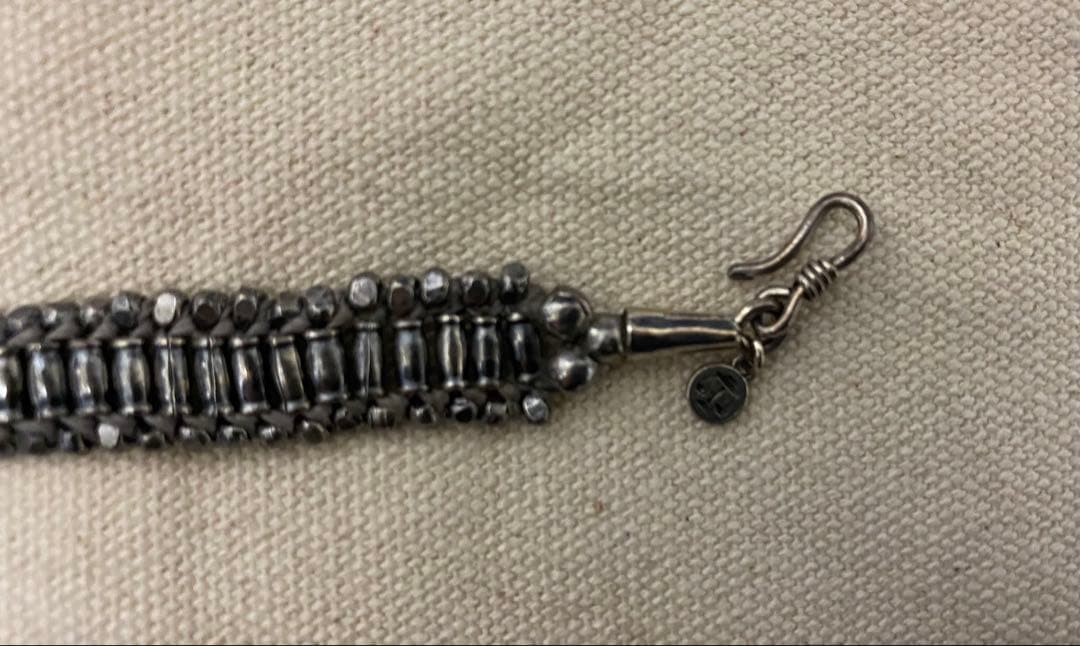 Sara Finchley サラフィンチリー シルバー ミサンガ ブレスレット