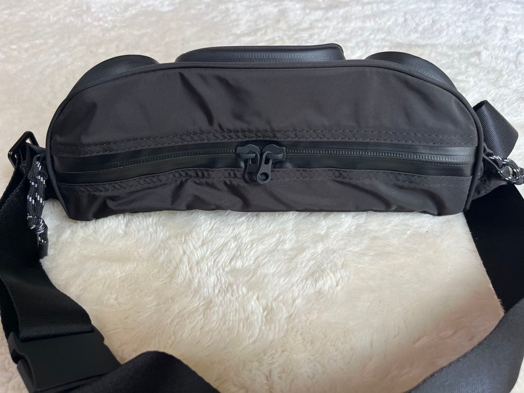 新品未使用✨adidas Stella McCartney クロスボディバッグ