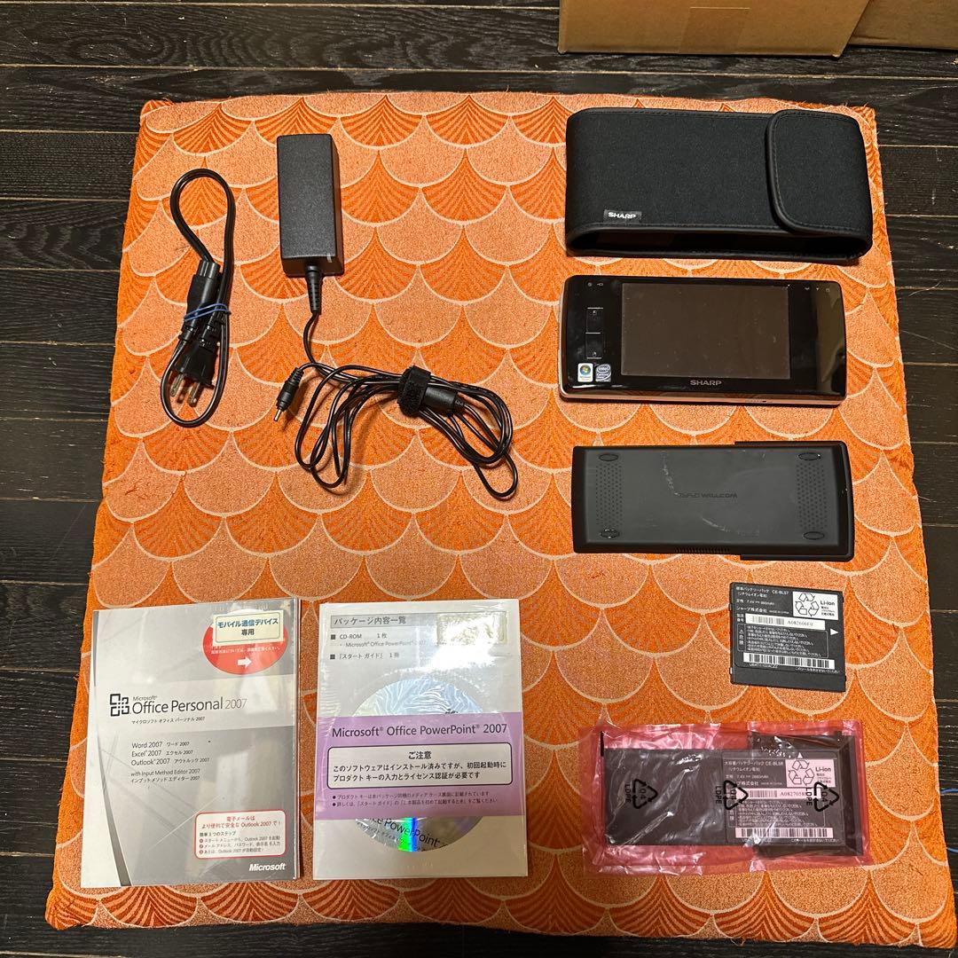 ほぼ新品　シャープ　ウィルコム　D4　本体一式　PC 携帯　スマホ　当時品