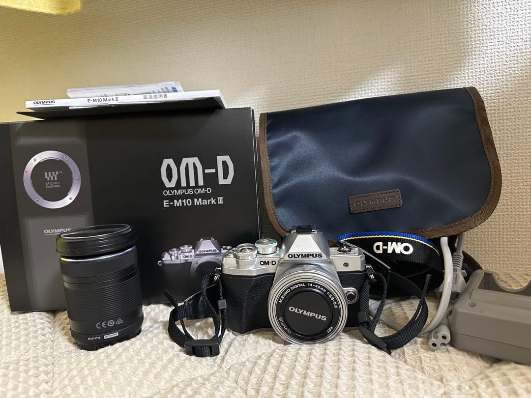 OM-D E-M10 Mark IIIダブルズームキット
