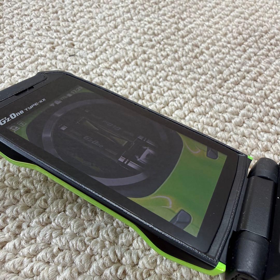 au KYY31 G'zOne TYPE-XX SIMフリー