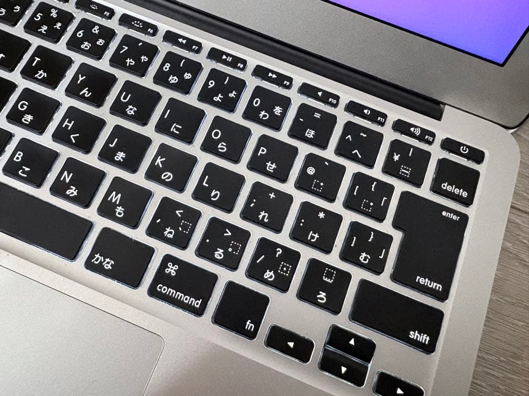 MacBook本体 MacBook Air (11-inch, Early 2015)