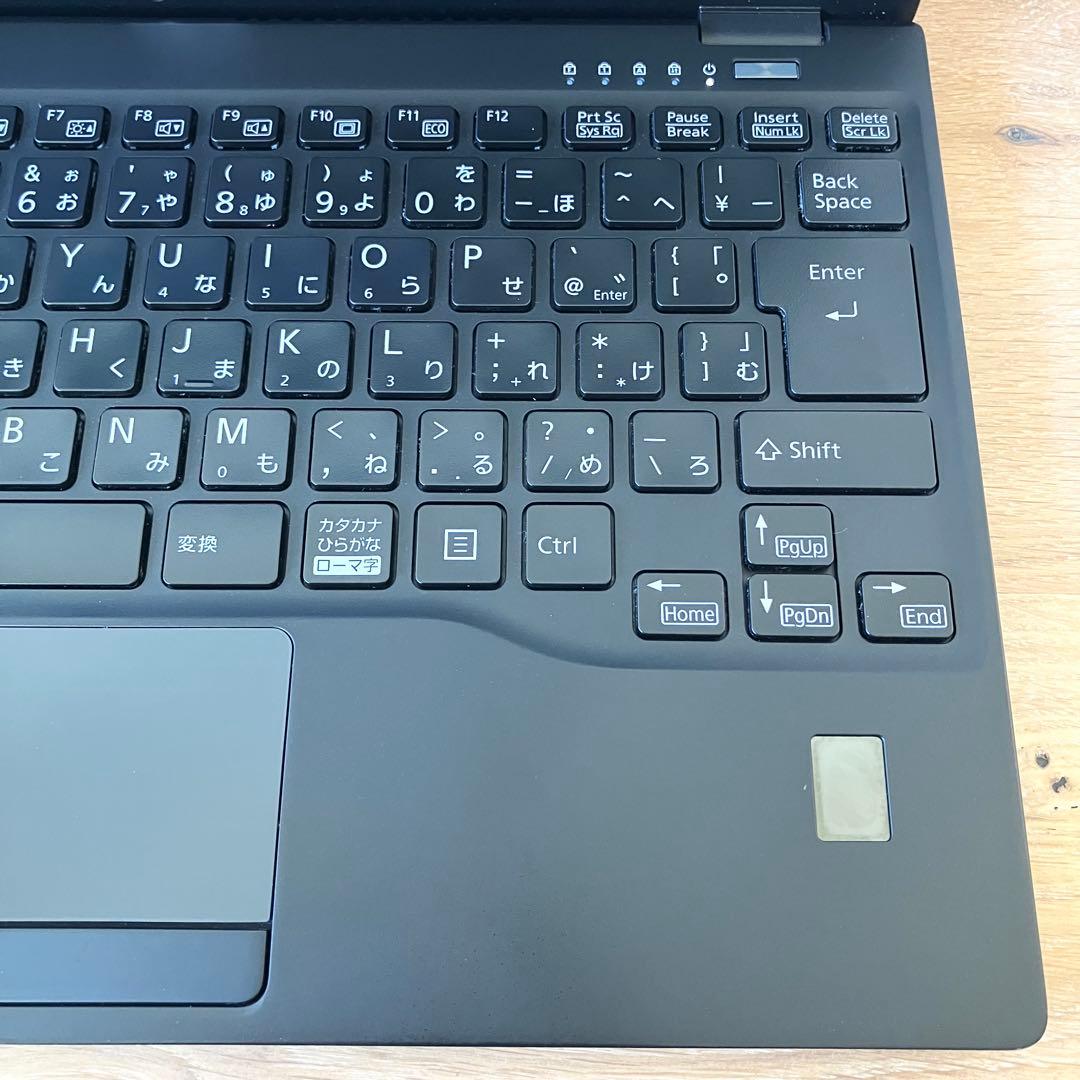 【格安】軽量/SSD/カメラ/オフィス付/Windows11/黒/ノートパソコン