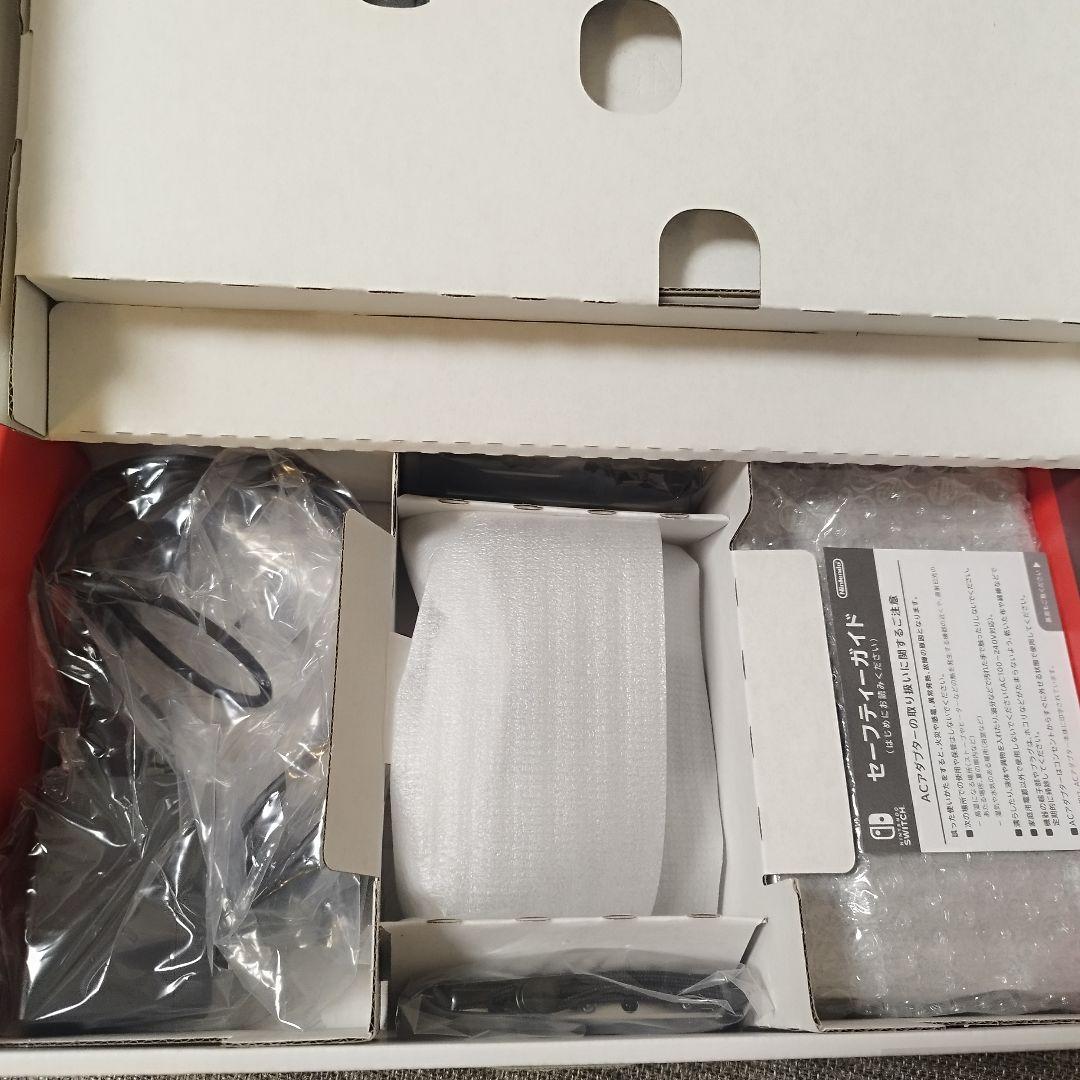 任天堂 Switch 本体 付属品一式 SDカード付き 箱あり