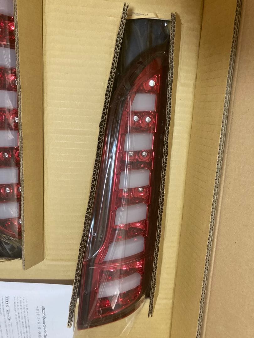 スペーシア　社外テールランプ　ライツ　新品