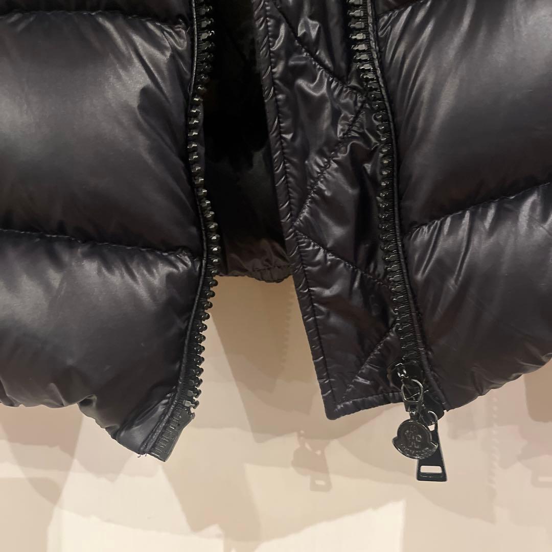 モンクレール ショート　ダウン