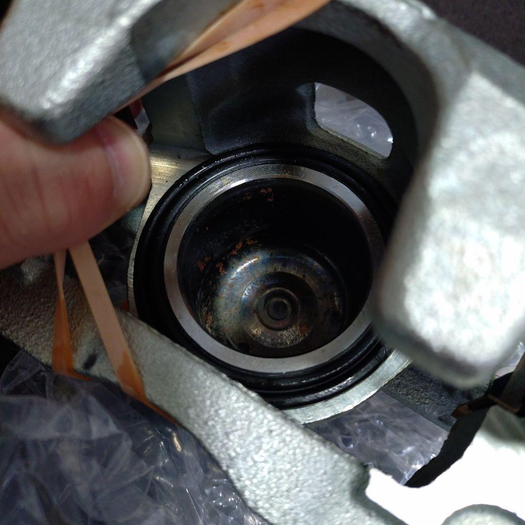 スズキ Fブレーキキャリパー左右セット　hn22s kei suzuki