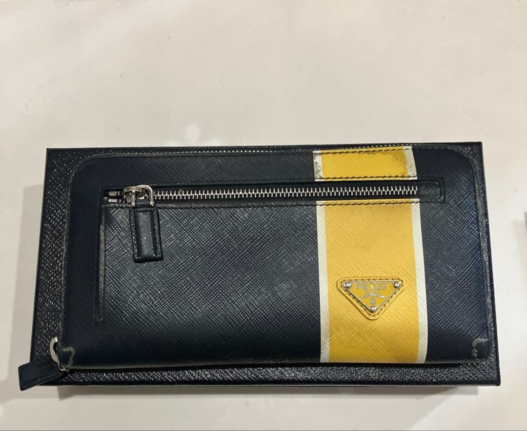 PRADA プラダ ラウンドファスナー長財布 バイカラー