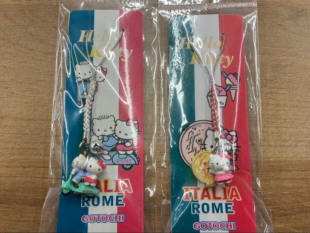 イタリアご当地ハローキティ キーホルダー 2点セット ストラップ ローマ レトロ