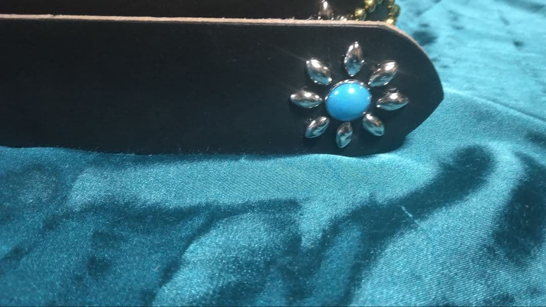 昭南ベンズレザーツタ&フラワースタッズベルト　タイプB　ターコイズ