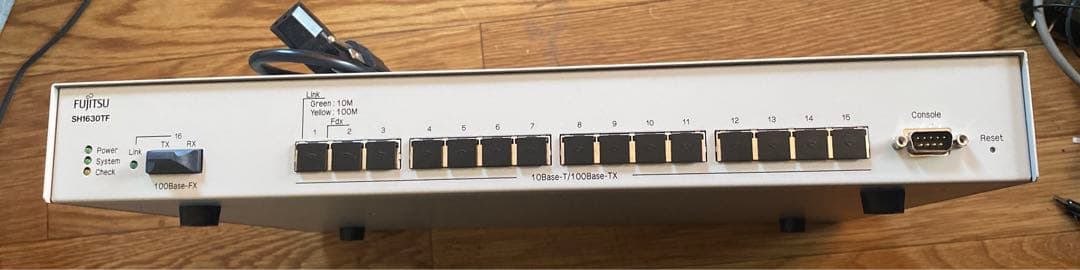 D5M007 富士通SH1630TF スイッチングハブ　動作保証