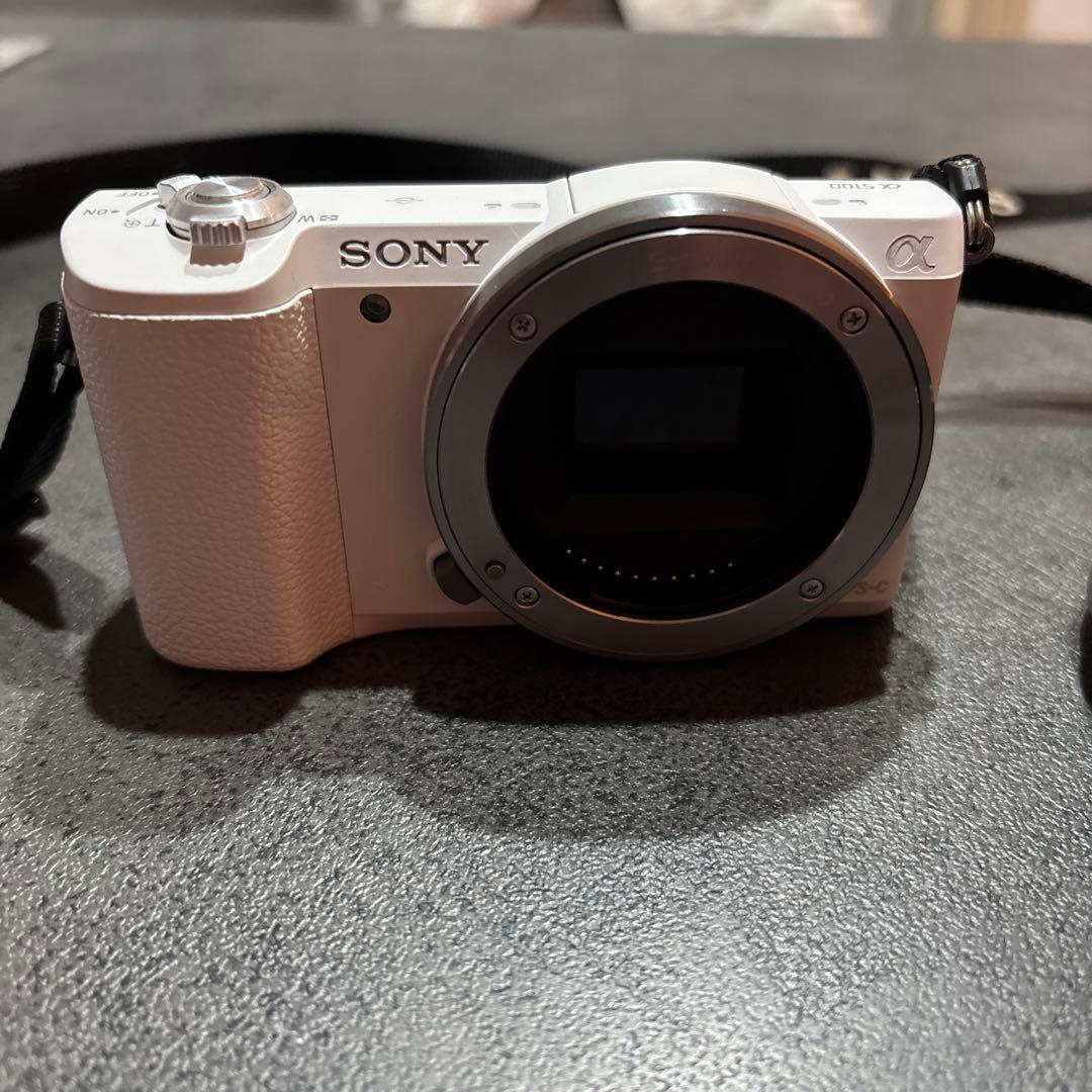 H*ô様 【美品】SONY α5100 ミラーレス一眼 パワーズームレンズ+望遠