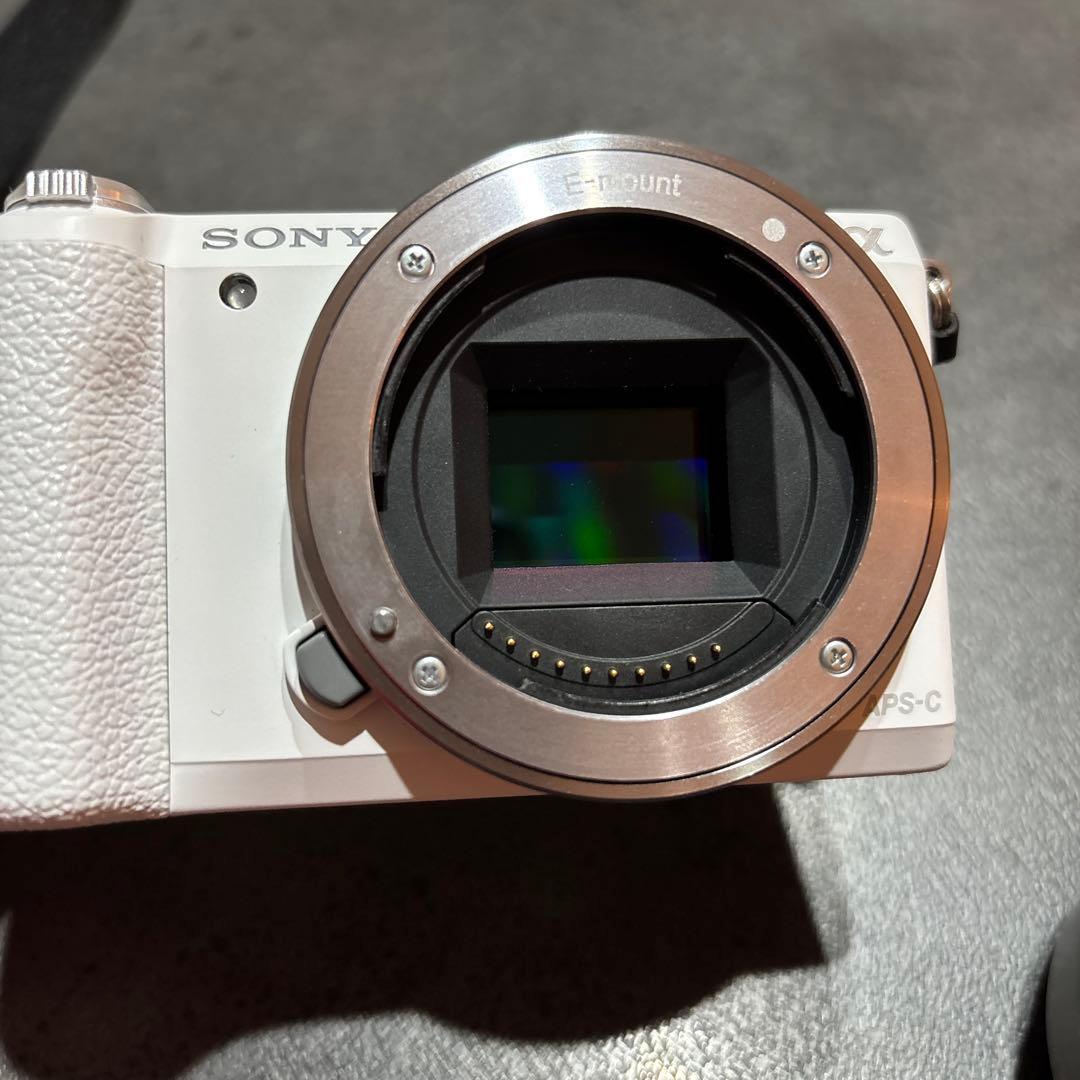 H*ô様 【美品】SONY α5100 ミラーレス一眼 パワーズームレンズ+望遠