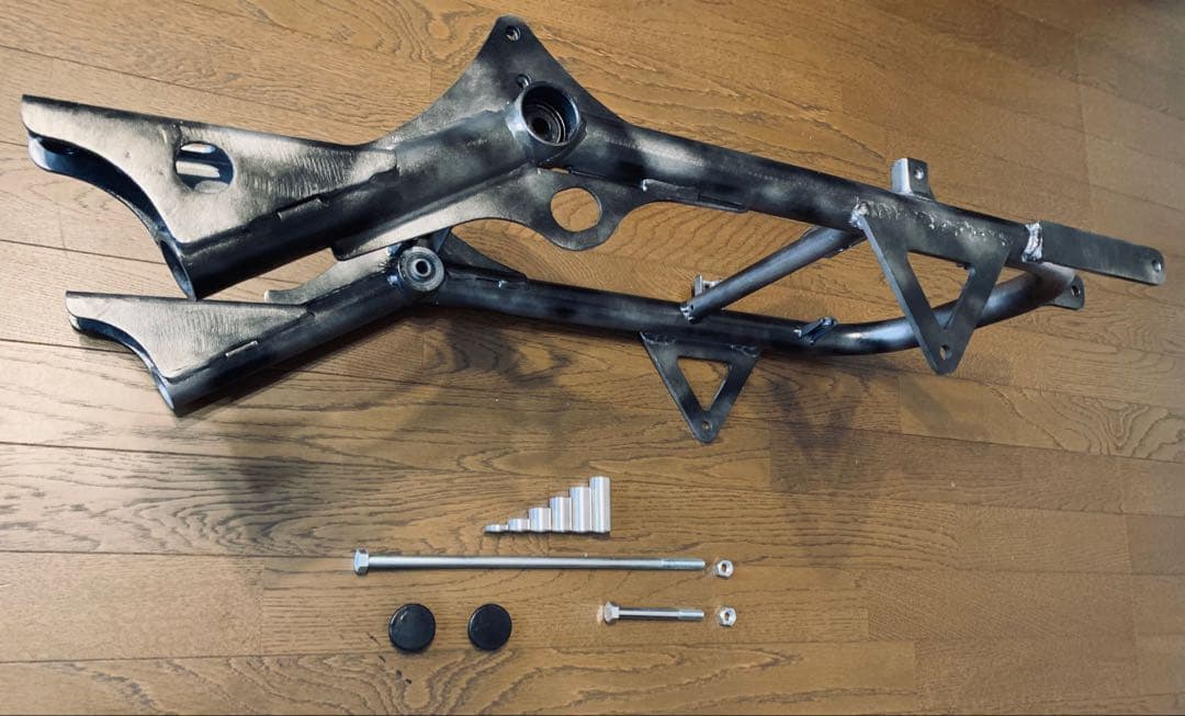 最終出品送込　ズーマー　直吊りフレーム　300mm パーツ多数セットロンホイ太足