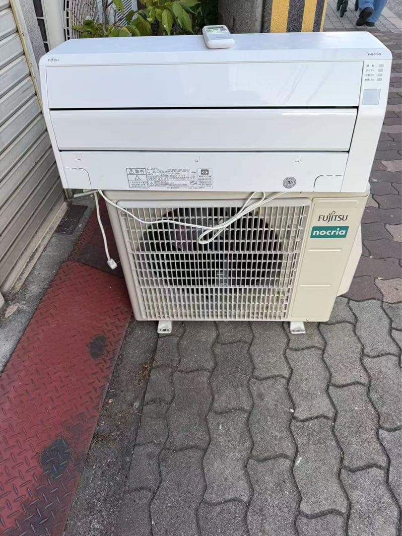 富士通2023年製10畳用エアコン