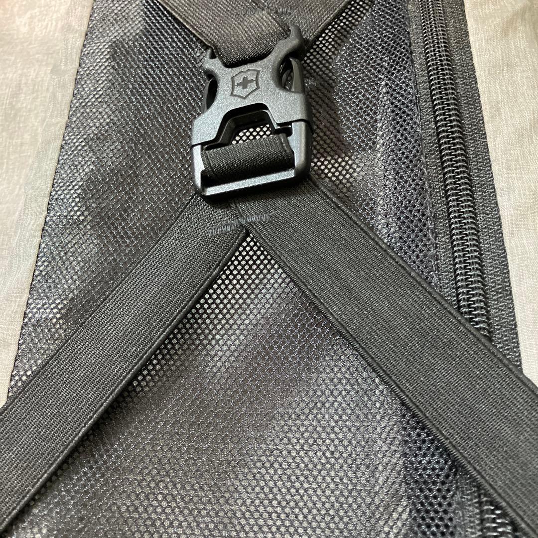 a*s様 純正　VICTORINOX レキシコン　ハードスーツケース　68x45