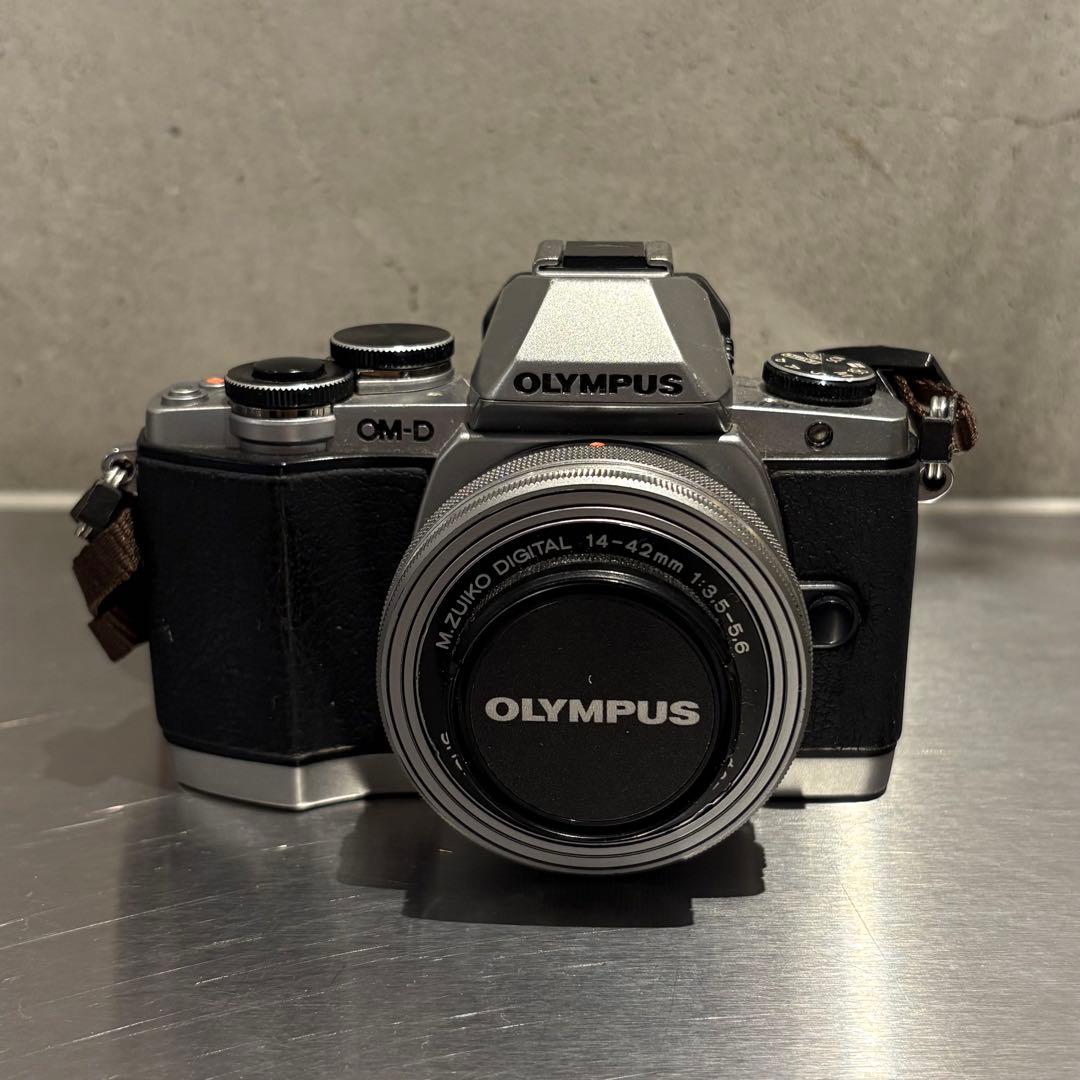 OLYMPUS OM-D E-M10 ジャンク品 値下げ交渉可◎