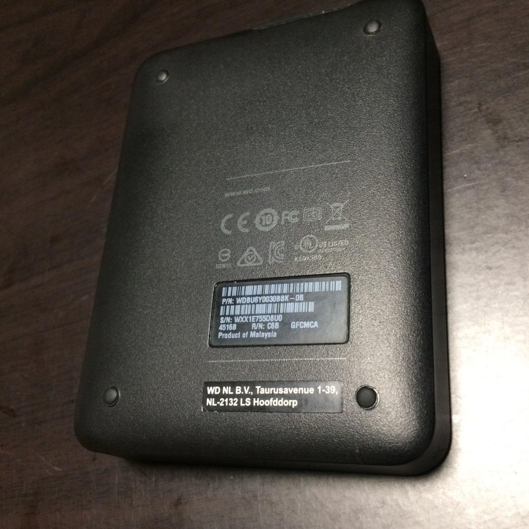 3TB WD Elements Portable HDD カバー付き
