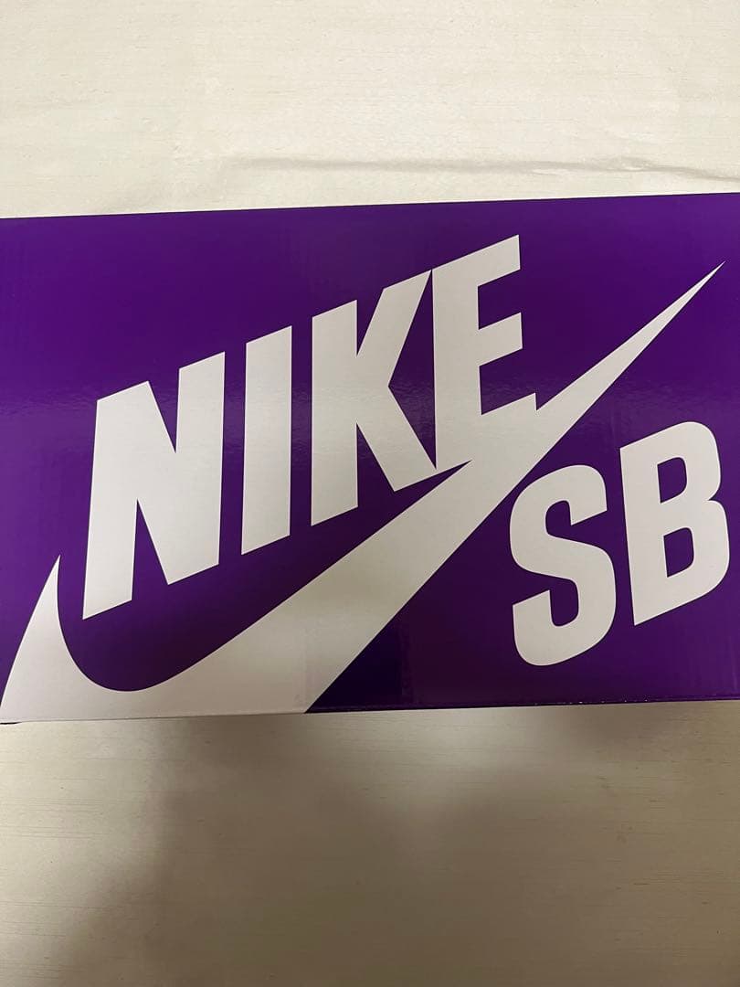 新品　NIKE SB ZOOM BLAZER LOW QS