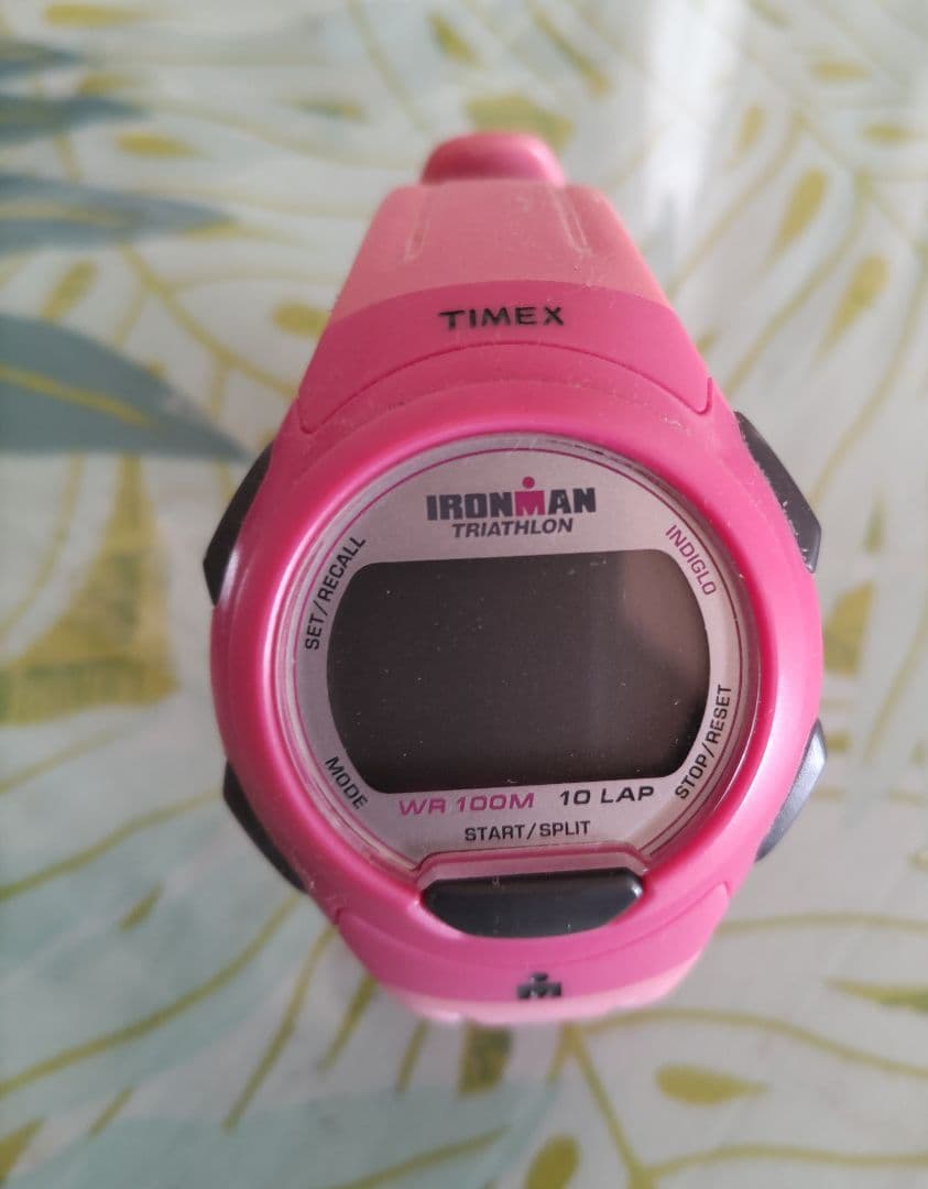 デジタル腕時計 多機能 スポーツスタイル