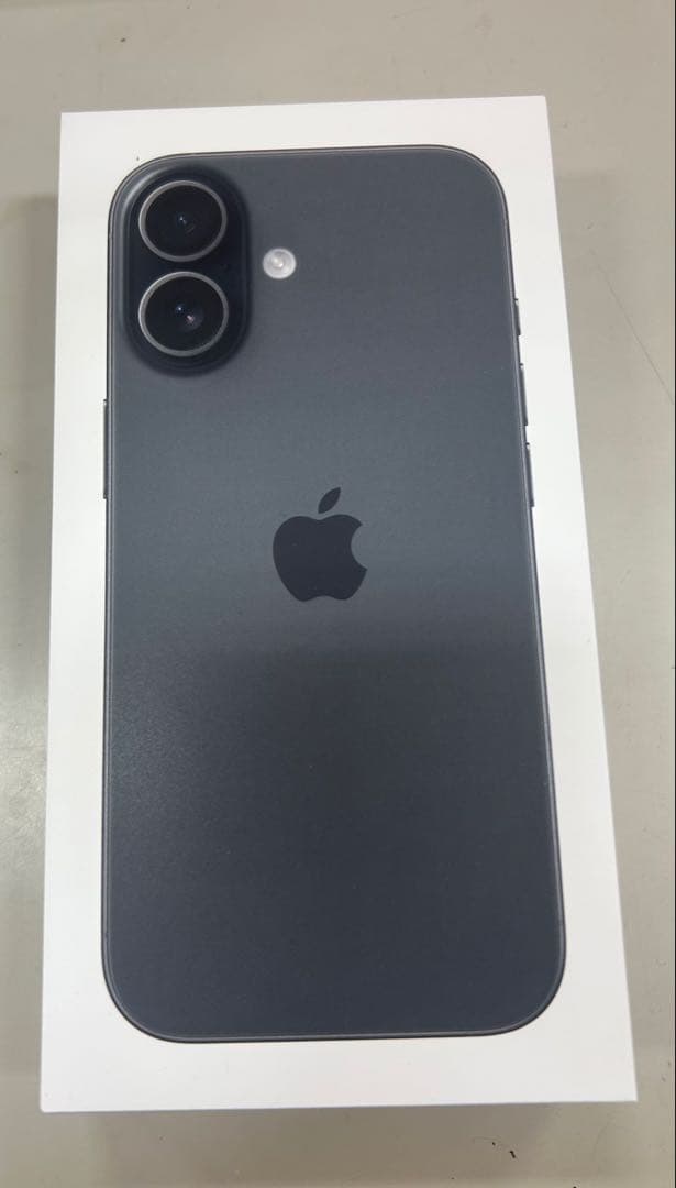 新品未開封 iPhone17 256GB ブラック