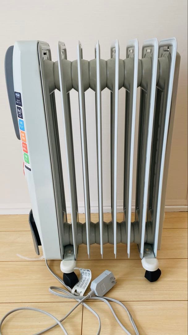 DeLonghi オイルヒーター 美品　年末年始即時発送