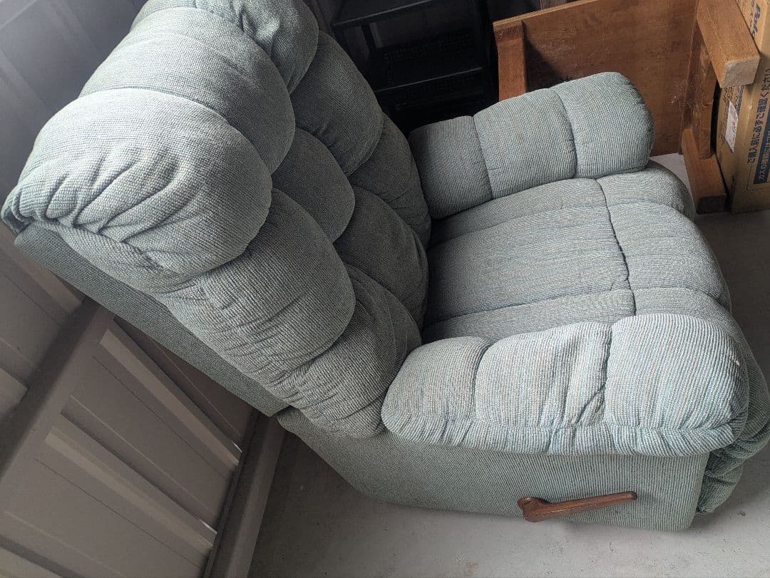 リクライニング機能付き1人掛けソファ　アメリカ製 淡い緑色