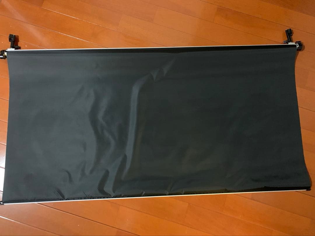 シンシェード製現行ハイラックスGUN125ロール式 サンシェード