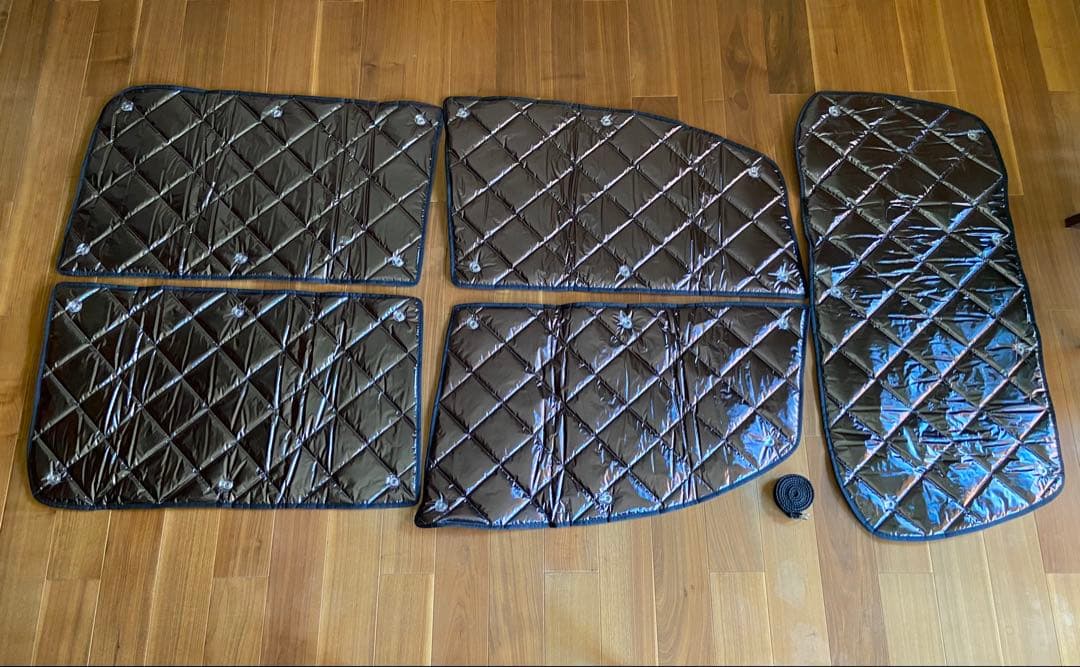 ステップワゴン　スパーダ　マルチシェード