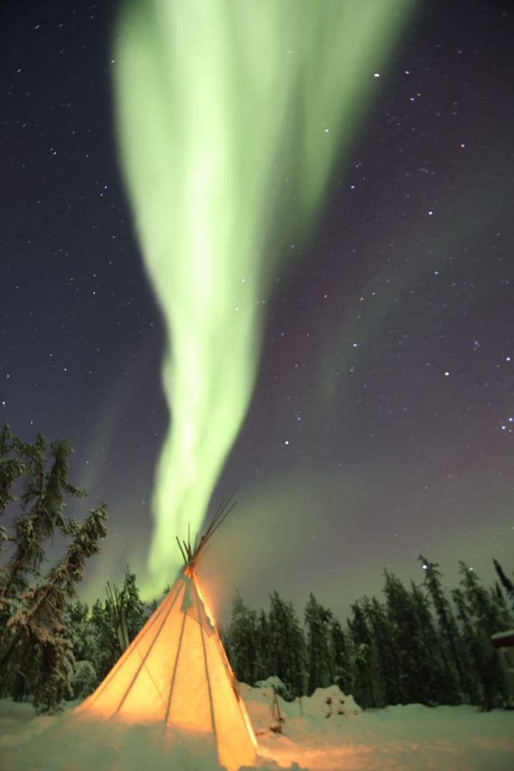 Canon EF 16-35mm f/2.8L II USM広角ズーム　フード付