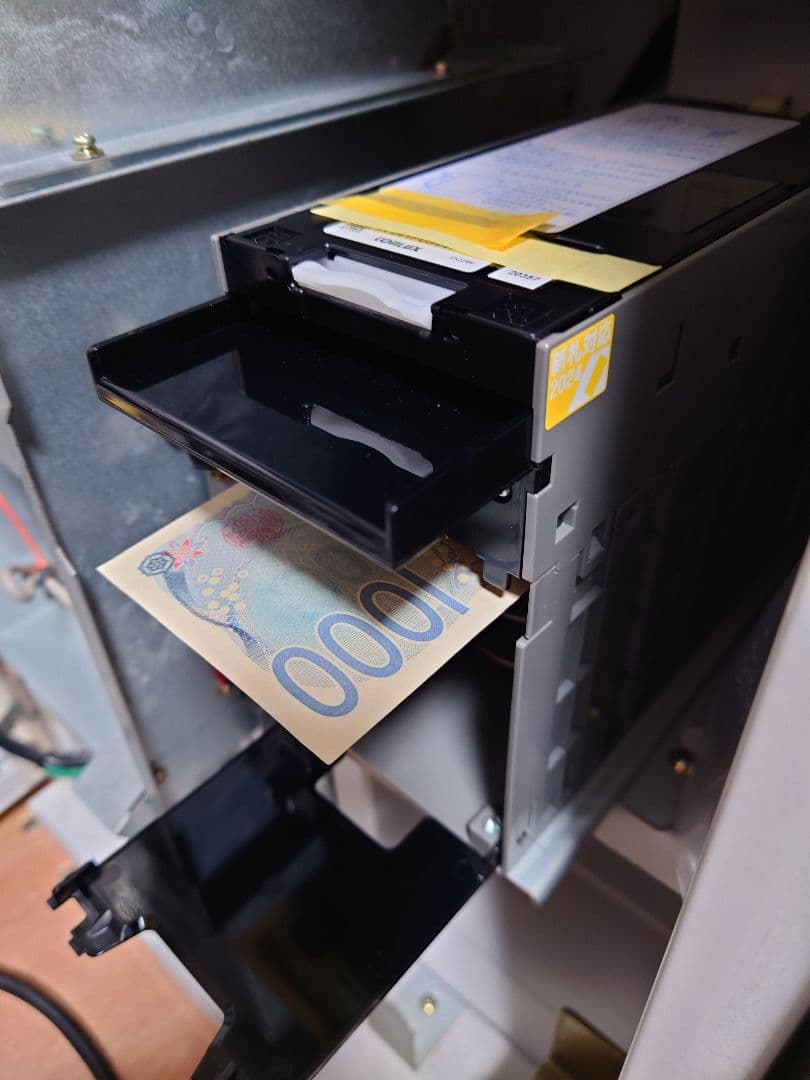 【みつばちさん専用】　新紙幣対応改造品中古両替機フジタカFBE-1500P取説付