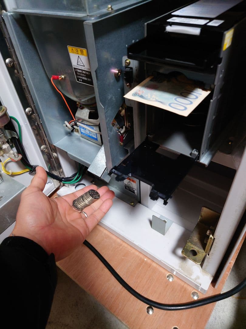 【みつばちさん専用】　新紙幣対応改造品中古両替機フジタカFBE-1500P取説付