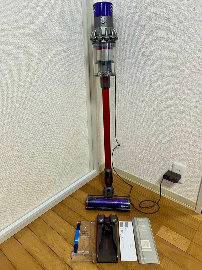 【美品】Dyson ダイソン　V10 fluffy SV12 分解洗浄済