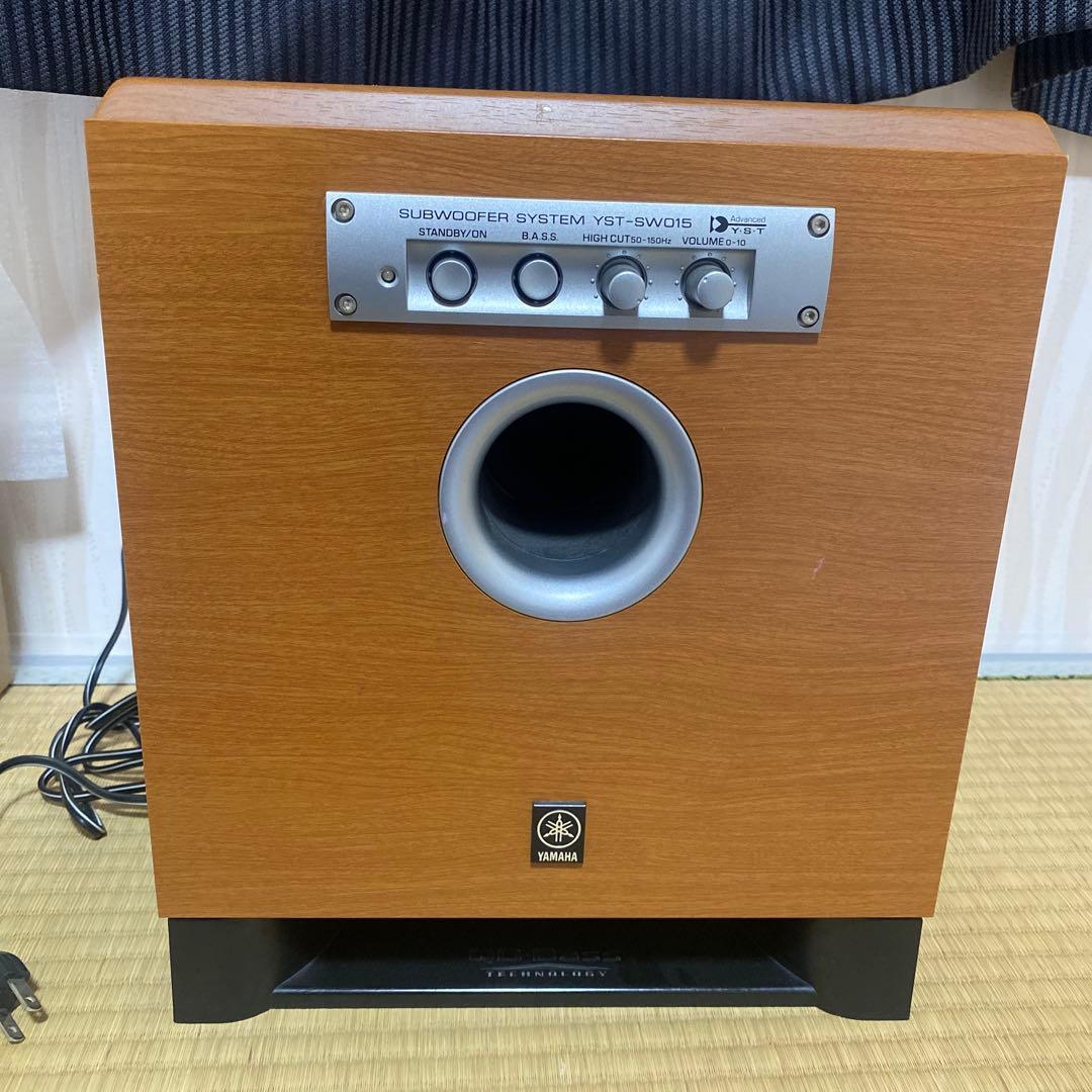スピーカー・ウーファー YAMAHA SUBWOOFER SYSTEM YST-SW015