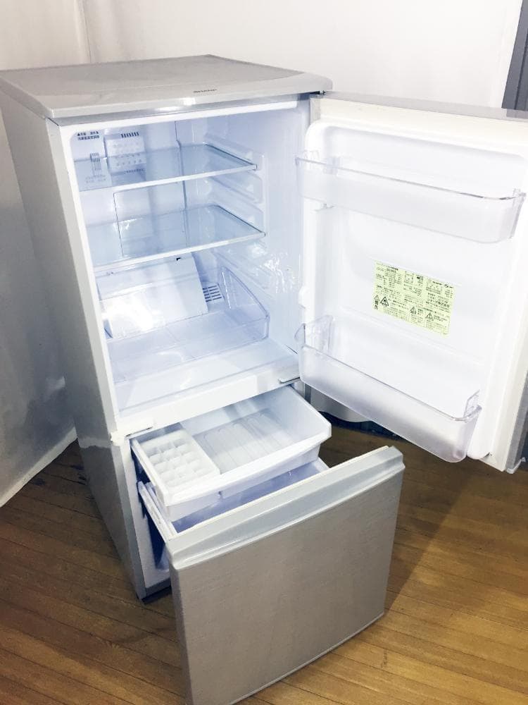 30日迄！送料無料★SHARP 137L 冷蔵庫【SJ-14Y-S】