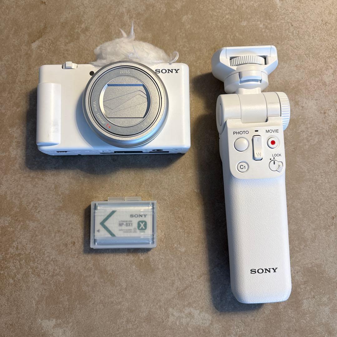 SONY コンパクトデジタルカメラ ホワイト　ZV-1M2