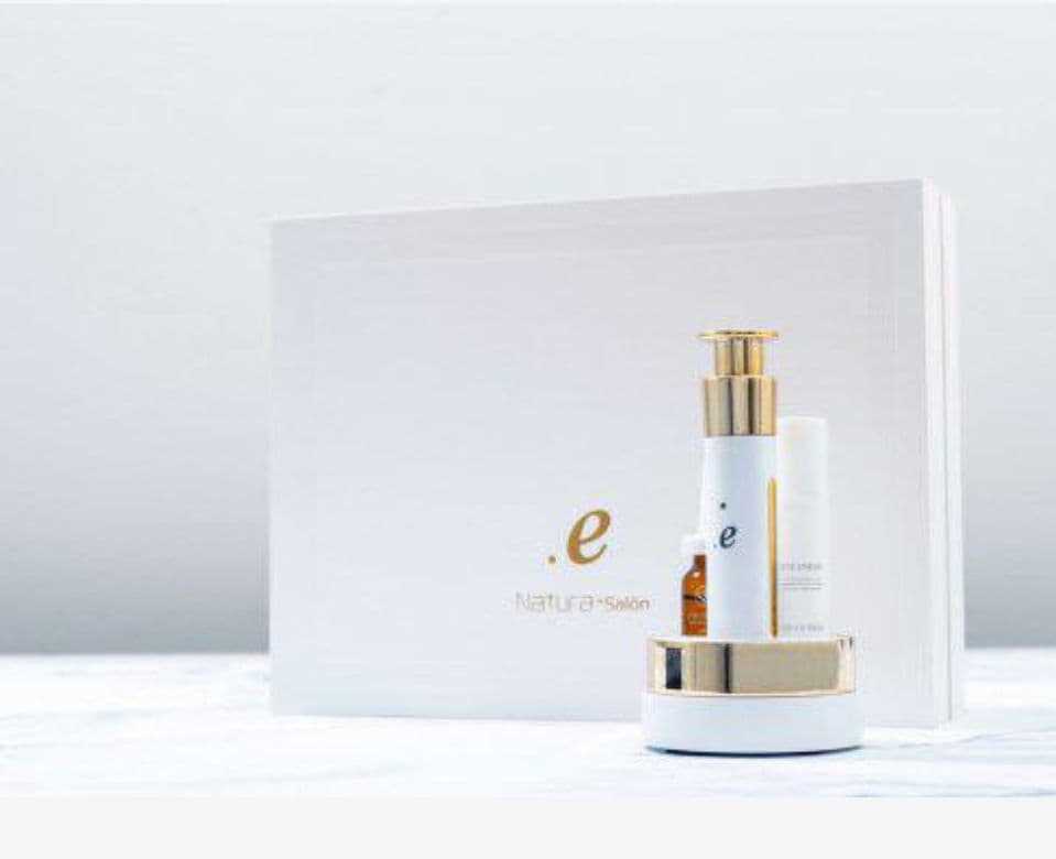 格美品 .e ドットイー　ナトゥーラ　Natura 目元専用美眼器