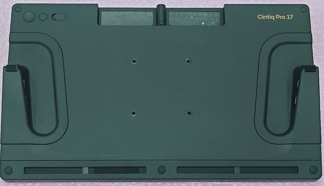 液タブ・ペンタブ Wacom Cintiq Pro 17