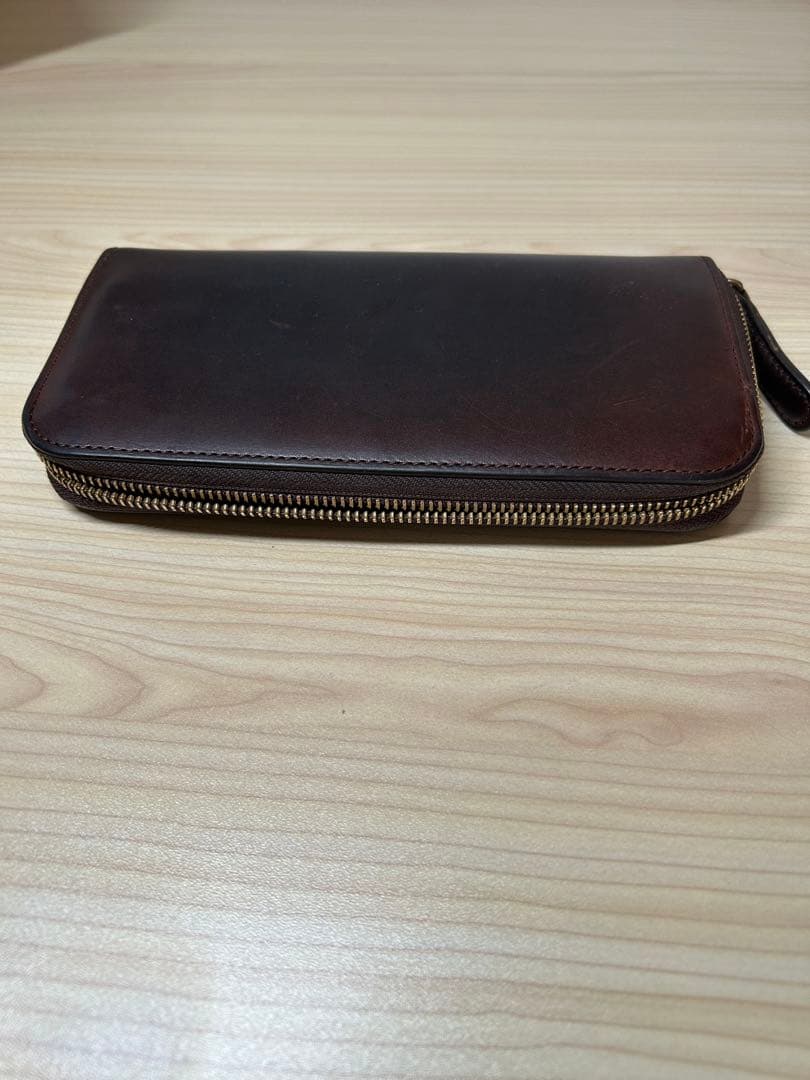 alt81 オルト81長財布 ラウンドジップ