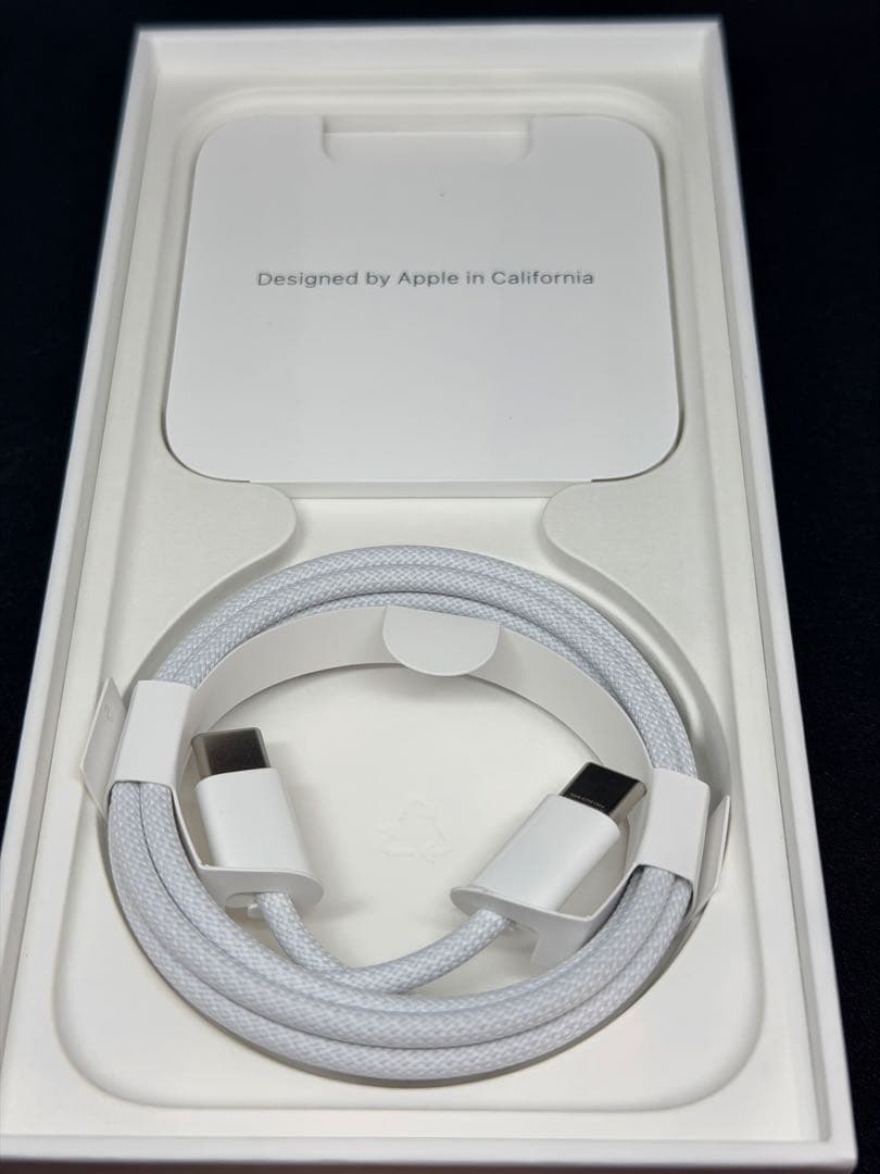 arintooo　iPhone 15 pro 256GB 極美品