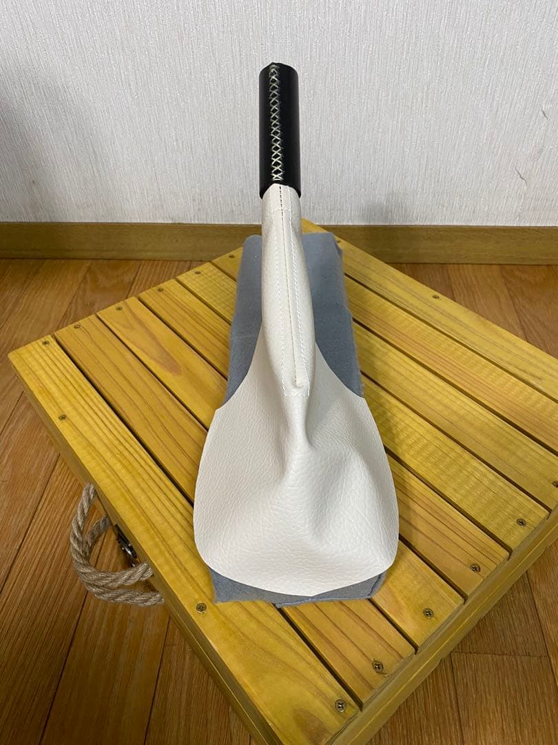 muc 2点オーダー　3wayトランクテーブル　サイドブレーキブーツ