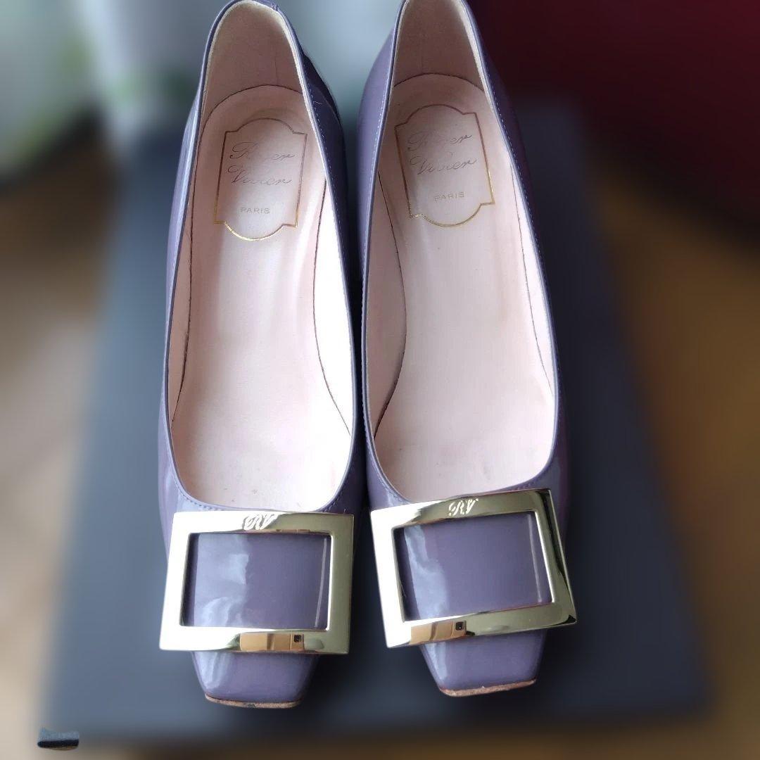 ROGER VIVIER ロジェヴィヴィエ トランペットパンプス パテントレザー